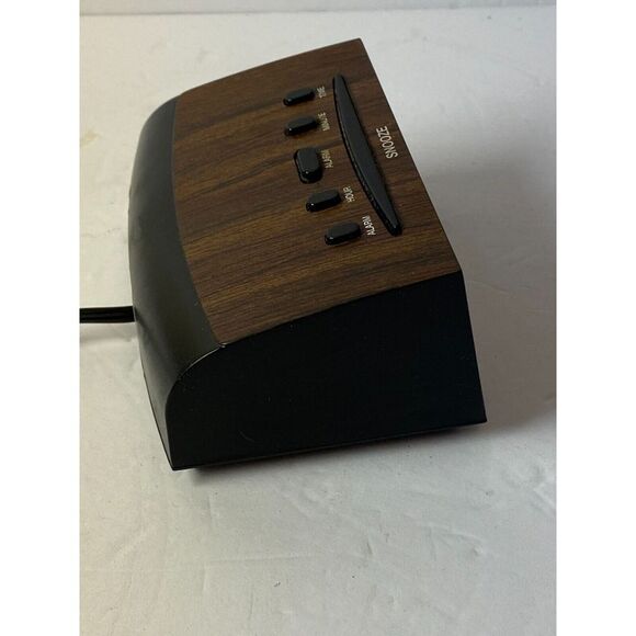 AcuRite 47567 LED Corded Digital Alarm Clock Wood Grain - Picture 6 of 11